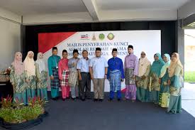 Ujian akan dijalankan serentak pada tarikh yang sama bagi semua srai di selangor. News Uem Sunrise Hosts Key Handover Ceremony For New Sekolah Rendah Agama Kampung Batu Tiga In Bangi Uem Sunrise