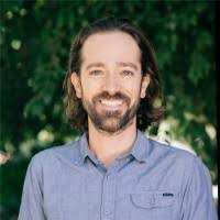 Tina Lincecum's Instagram, Twitter & Facebook