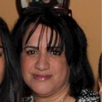 Danielle Darmetko's Instagram, Twitter & Facebook