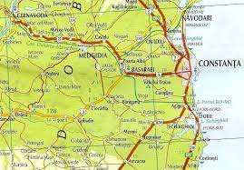 Mamaia are putini locuitori premanenti, fiind însa suprapopulata pe parcursul verii. Harta Statiuni Litoral Ghid Turistic Romania