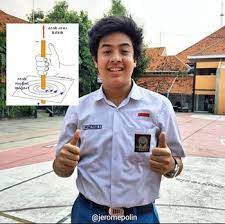 Meski mengaku masa sma nya habis digunakan untuk belajar dan mengikuti berbagai olimpiade. Kisah Inspiratif Jerome Polin Jatuh Bangun Raih Beasiswa Ke Jepang