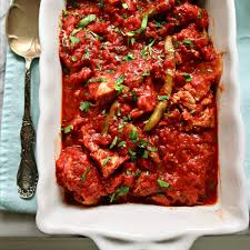 Italian Slow Cooked Pork Chops In Tomato Sauce With Green Beans Recipe Slow Cooked Pork Braised Pork Ribs Braised Pork Chops