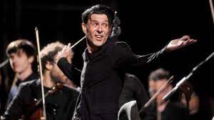 He was a composer, known for minä en pelkää (2003), minä & earl & kuolemansairas. Ezio Bosso Tour Dates 2021 2022 Ezio Bosso Tickets And Concerts Wegow United States