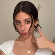 Dylan Priest's Instagram, Twitter & Facebook