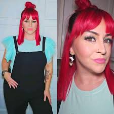 A new ABA arrived! I tried tripling the beads, since I'm growing shorter by  the minute! Wore it to Mass this morning! 💟✝️📿