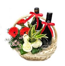 Whether you want to surprise your mum with our mother's day hampers or treat your girlfriend with a. Ultimate Wine Hamper H38 Floral Garage Sg
