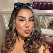 Katelyn Vance's Instagram, Twitter & Facebook