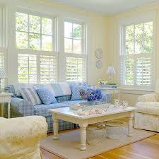How To Achieve A Cottage Style Yellow Living Room Cottage Living Rooms Living Room Color