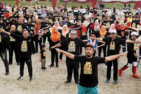 Sambutan hari sukan negara telah di isytiharkan pada setiap hari sabtu minggu kedua bulan oktober setiap tahun. Galeri Anugerah Perkhidmatan Cemerlang Category Sambutan Hari Sukan Negara 2018 Peringkat Kkmm Di Tapak Parkir Kereta Kkmm Putrajaya Pada 15 Oktober 2018 Image Sambutan Hari Sukan Negara 2018 Peringkat Kkmm