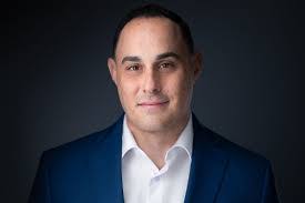 Jerry Head's Instagram, Twitter & Facebook