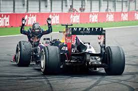 In the chase to the chequered flag, he likes to lead from the front and just like his hero, michael schumacher. Sebastian Vettel Red Bull Seine Grossten Momente