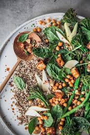 Gerosteter Spargelbrokkoli Mit Quinoa Und Halloumi Rezept Rezepte Gesunde Rezepte Essen Fur Die Seele