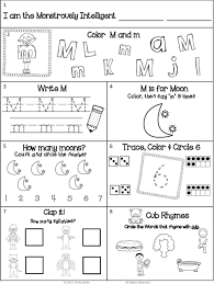 11 Simple Sentences For Kindergarten Worksheet Kindergarten Chartsheet In 2020 Syllable Worksheet Kindergarten Worksheets Kindergarten Worksheets Free Printables