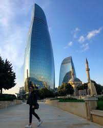 O aeroporto mais próximo de əzizbǝyov é gyandzha (kvd) (,13,60, km). Tudo Sobre Baku A Capital Do Azerbaijao Flavia Pires Explora
