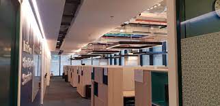 מה הנכס הכי יקר של השחקן דרור קרן, בעלי יקב קסטל מסרב להאשים את השכנים בשריפה שפרצה בנכס שלו, המיתוג מחדש של ויקטוריה'ס סיקרט ועוד Amazon Haifa ×¡×'×œ ×œ×–×¨