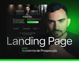 Double Page Spread Print Projektit :: Photos, videos, logos, illustrations  and branding :: Behance