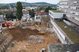 In 30 hochspezialisierten fachbereichen versorgen rund 1.800 mitarbeiter jährlich knapp 100.000 patienten ambulant und stationär. Newsdetails Main Kinzig Kliniken