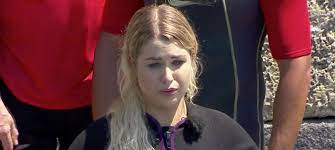 Enjoyphoenix s'est faite connaître grâce à sa chaîne youtube. Enjoyphoenix Clashee Et Humiliee Sur Son Poids Apres Fort Boyard Mce Tv