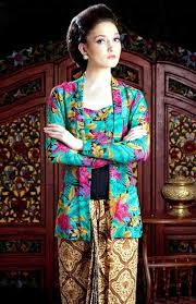 Bisa jadi referensi, lebih baik langsung saja kita simak yuk beberapa kebaya rancangan anne avantie yang kerap dipakai oleh krisdayanti berikut ini! 10 Model Kebaya Kutu Baru Anne Avantie Lengan Panjang Dan Pendek Terbaru Modelkebayamodern