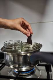 585 Double Boiler Stock Photos, Pictures & Royalty-Free Images - iStock