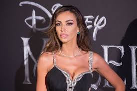 Alessandra mastronardi, madalina diana ghenea and more at joker red carpet in venice. MÄƒdÄƒlina Ghenea ApariÈ›ie SpectaculoasÄƒ La O PremierÄƒ De Film Din Roma Stirileprotv Ro