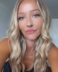 Jolene James's Instagram, Twitter & Facebook