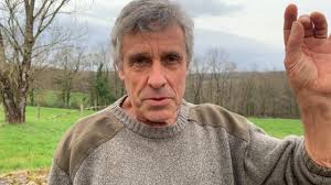 Bon d’accord la vidéo est un peu longue. Mais si vous voulez capter des  ondes positives je vous propose un replay du jogging bienveillant décrit  par mon ami Bernard Faure … Bon week-end à tous !