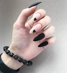 Uñas animal print en blanco y negro. Unas Negras 2020 Blogmujeres Com