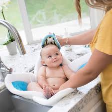 The pastel trim adds a splash of color to each bath. Amazon Com Blooming Bath Lotus Baby Bath Blue Baby