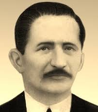 Douglas Lanz's Instagram, Twitter & Facebook