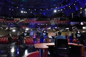 The Night Tv Went It Alone In 2020 Late Night Show Late Nights Night