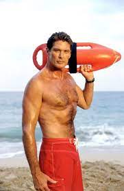 David hasselhoff as michael knight and k.i.t.t., the talking car, in the 1980s television series 'knight rider.' (cnn) david hasselhoff is auctioning off his personal k.i.t.t. David Hasselhoff Gave The Loudest Longest War Eagle You Ll Hear Today Al Com