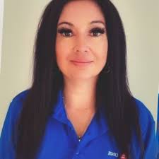 Big shoutout to BNP Paribas for embracing the summer vibes and allowing us  to dress comfortably at work!