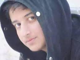 Pakistani Cute Boy added a new photo.