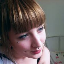 Gemma Howe (@gemmiilou)