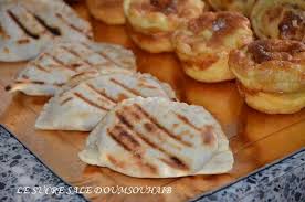 Delicieux Chaussons Au Thon Cuisson A La Poele Petits Fours Sales Petit Four Aperitif Recette Petit Four Sale