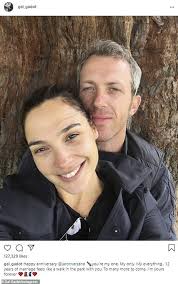 Listed at amount 6 about the shalom life's 80 most gifted, smart, humorous, and many stunning jewish girls on the planet, she's an iconic figure to. Gal Gadot Declares Her Love For Hubby Yaron Varsano In Sweet Tribute On 12th Wedding Anniversary Aktuelle Boulevard Nachrichten Und Fotogalerien Zu Stars Sternchen