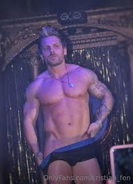 Cristian Fen (cristian_fen) [556 Videos] – Hot Men Universe