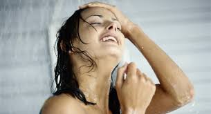 Start familie baby baby baden: Korperpflege Duschen Und Baden In Der Schwangerschaft Babycenter