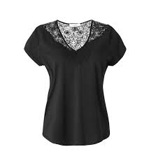 Um ihnen die produktauswahl etwas zu erleichtern, hat unsere redaktion am ende den sieger gewählt, welcher ohne zweifel unter allen. T Shirt Mit Spitze Schwarz Damen Shirts Promod