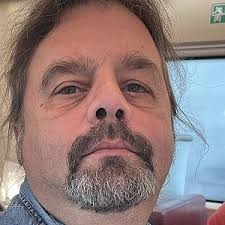 Deine Ansprechpartner*innen