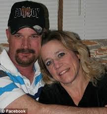 Cindy Beggs's Instagram, Twitter & Facebook