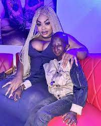 À en croire afriqueshowbiz, la fortune de moussa kaba est estimée à ce jour à 60,8 millions de fcfa. We Re Viciously Trolled Over Our Relationship But We Don T Care Because We Ve Proved Size Doesn T Matter