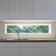 Tratamientos de ventana y cortinas para ventanas pequeñas. La Ventana De Cocina Como Salpicadero Ideas Ventajas Y Desventajas