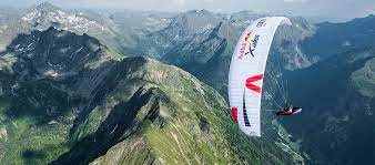 32 world class athletes of 20 different nations raced across the alps and overcame over 1.100 km only with their. Porcher Industries Redbull X Alps Porcher Sport