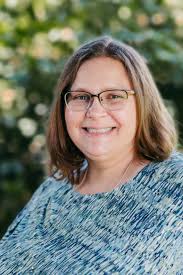 Sarah Crawley's Instagram, Twitter & Facebook