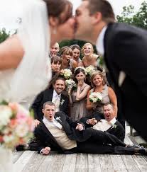 21 Creative Wedding Photo Ideas With Bridesmaids And Groomsmen My Deer Flowers Part 3 Wedding Picture Poses Funny Wedding Pictures Creative Wedding Photo