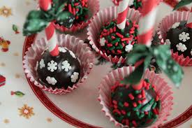 L Allee Des Desserts Cake Pops Gateau Noel Cake Pops Idee Gateau