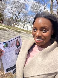 Kiesha Johnnies, Realtor