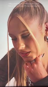 What Happens to Elise Allison in Building The Band